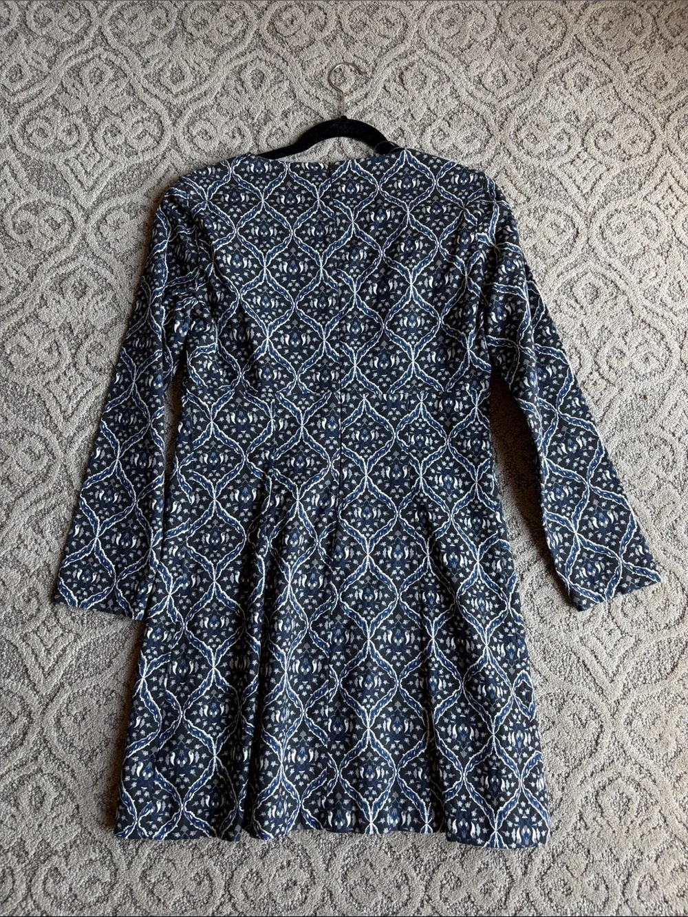 NWT Zara Navy and White Long-Sleeve Patterned Dress